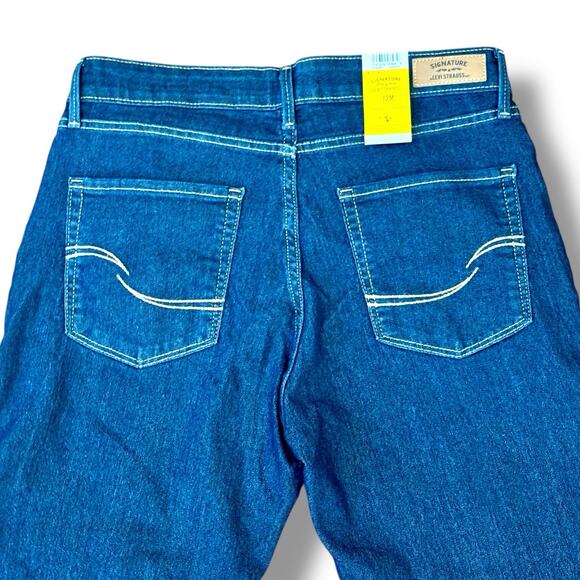 Levi's Jeans Women’s Size 12M (31x32) Blue Signature Modern Straight Jeans - Picture 4 of 6